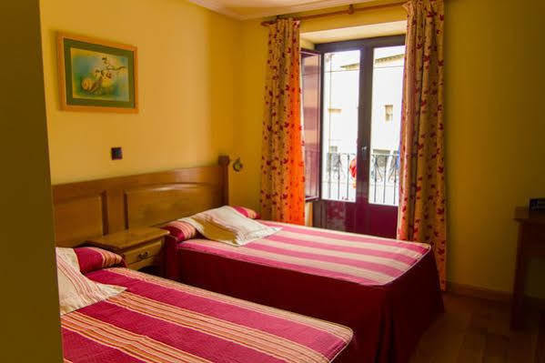 בלורדו Hotel Jacobeo מראה חיצוני תמונה