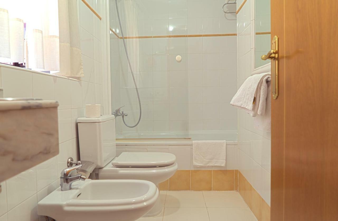 בלורדו Hotel Jacobeo מראה חיצוני תמונה